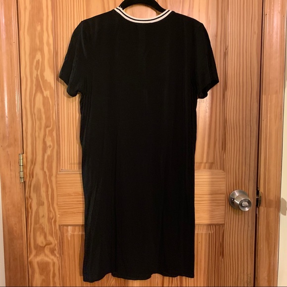 black dress size Large - Picture 2 of 3